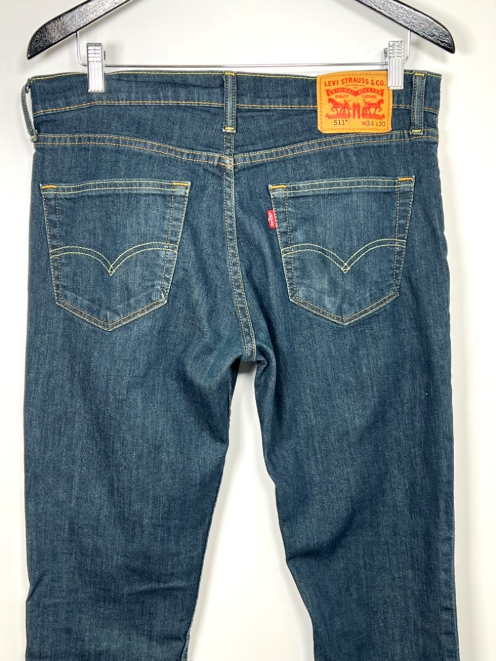Levi’s 511 Men’s Slim Leg Dark Blue Denim Jeans 34/30 Everyday Business Casual
